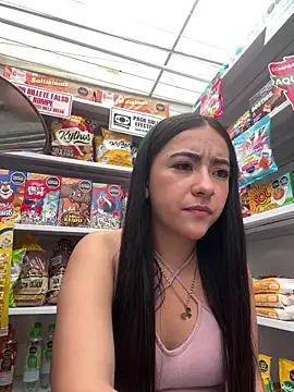 AuroraJohns Pink online show from February 4, 2026, 8:36 pm