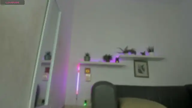 Amira Alzahra online show from July 21, 2026, 4:53 pm
