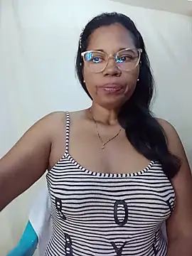 Snapshot of Yandris_1212 chatting on August 4, 2026, 1:36 pm Yandris 1212 online show from August 4, 2026, 1:36 pm