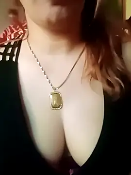 Naughty-Yousra online show from May 17, 2026, 6:26 pm