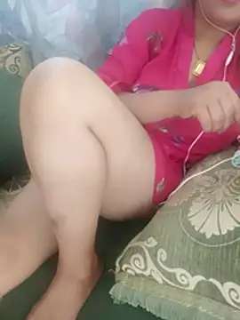 Snapshot of Naughty-Yousra chatting on August 2, 2026, 8:13 am Naughty-Yousra online show from August 2, 2026, 8:13 am