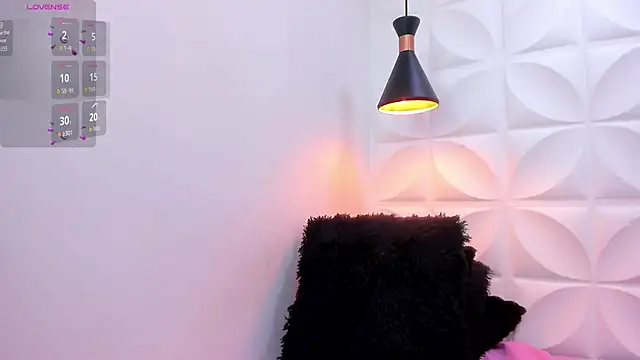 zaira skinny online show from June 12, 2026, 4:17 pm