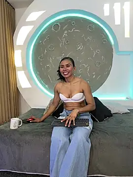 Tatiana bram  online show from February 3, 2026, 3:04 am