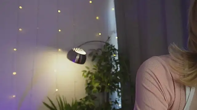 MoonlightAsuna online show from March 7, 2026, 1:41 pm