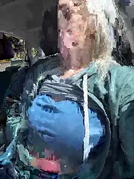 Snapshot of LindseyFAFO chatting on April 21, 2026, 2:34 pm LindseyFAFO online show from April 21, 2026, 2:34 pm