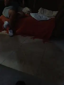 Juanstevan2724 online show from February 22, 2026, 11:03 pm