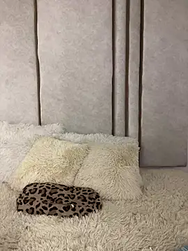 lilithdya online show from March 22, 2026, 2:26 am