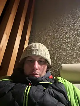 Snapshot of DaleBoca chatting on February 17, 2026, 1:46 am DaleBoca online show from February 17, 2026, 1:46 am