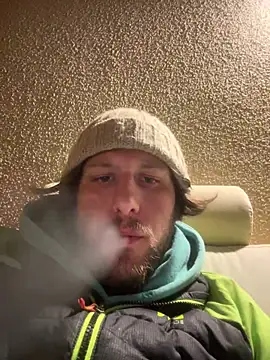 Snapshot of DaleBoca chatting on March 22, 2026, 11:41 pm DaleBoca online show from March 22, 2026, 11:41 pm