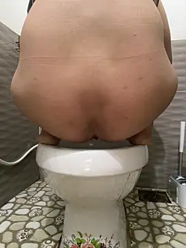 Amie-mimi online show from February 4, 2026, 10:26 pm