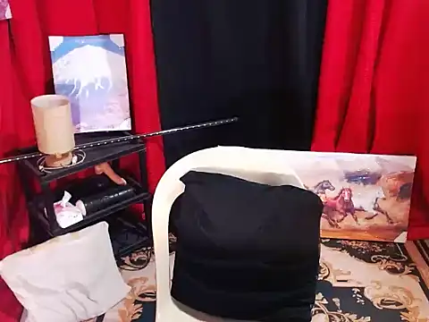ExoticBigcockQueen online show from June 17, 2026, 7:37 pm