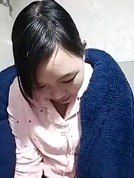 lia-coy online show from February 9, 2026, 2:59 am