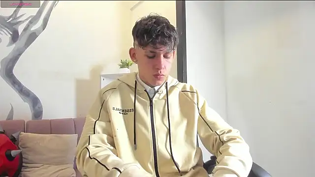 mikebenefleck 01 online show from February 1, 2026, 12:37 pm