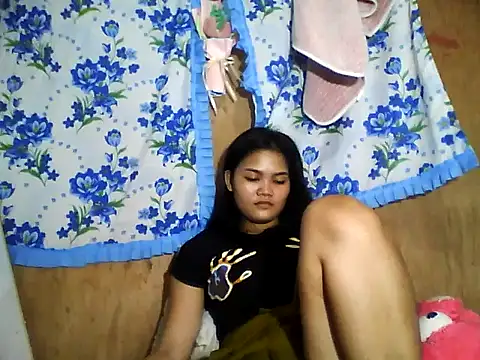 PinaySkinnyJust18 online show from June 9, 2026, 9:54 am
