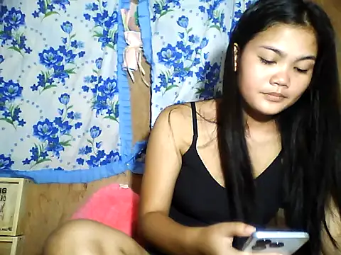 PinaySkinnyJust18 online show from June 11, 2026, 1:27 am