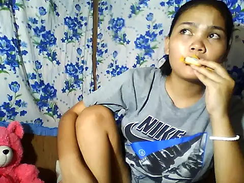 PinaySkinnyJust18 online show from June 21, 2026, 9:56 am