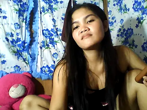 Snapshot of PinaySkinnyJust18 chatting on June 24, 2026, 11:31 am PinaySkinnyJust18 online show from June 24, 2026, 11:31 am