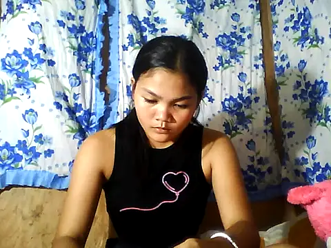 Snapshot of PinaySkinnyJust18 chatting on June 29, 2026, 10:15 am PinaySkinnyJust18 online show from June 29, 2026, 10:15 am