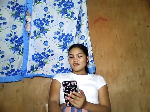 Snapshot of PinaySkinnyJust18 chatting on July 12, 2026, 4:25 am PinaySkinnyJust18 online show from July 12, 2026, 4:25 am