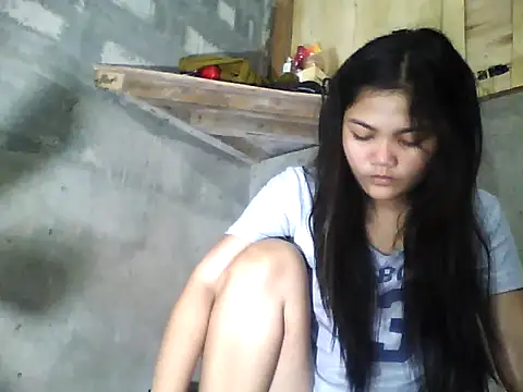 Snapshot of PinaySkinnyJust18 chatting on August 2, 2026, 10:19 pm PinaySkinnyJust18 online show from August 2, 2026, 10:19 pm