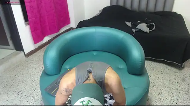 Dogan Renzo0 online show from March 10, 2026, 11:37 am