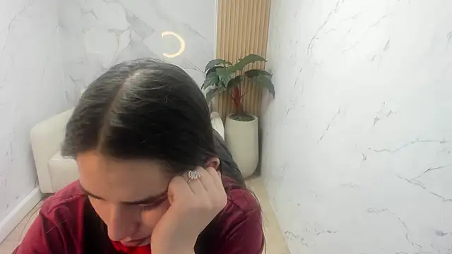 Qetsyah tf online show from February 7, 2026, 1:42 am