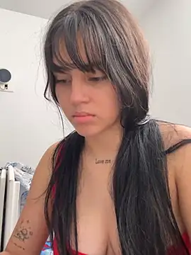 shopialove online show from January 19, 2026, 3:49 pm