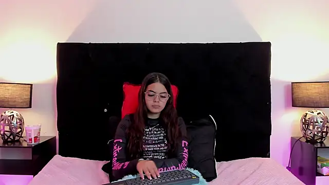 queen missy online show from May 6, 2026, 8:14 pm