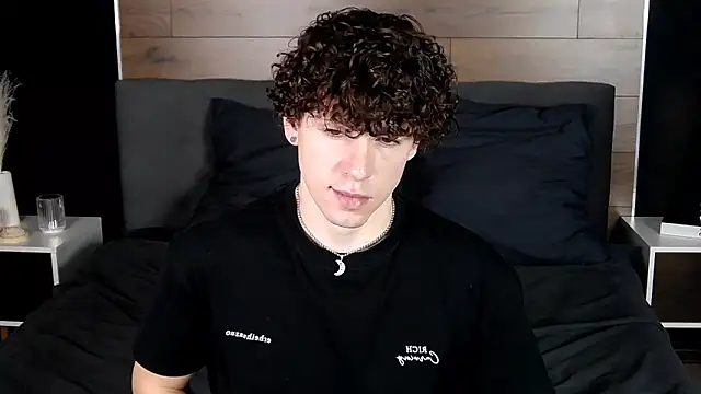 TylerGibson online show from February 6, 2026, 4:10 pm