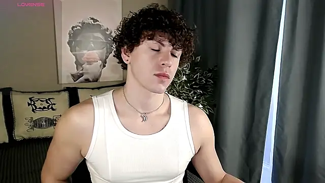 TylerGibson online show from May 16, 2026, 2:52 am