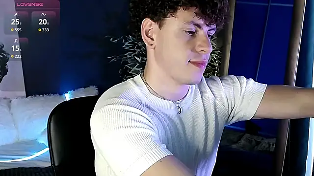 TylerGibson online show from June 18, 2026, 2:54 pm
