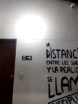 Catalinna 03 online show from February 18, 2026, 12:23 pm