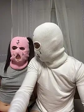 DlRTYLOVE online show from February 9, 2026, 10:03 pm