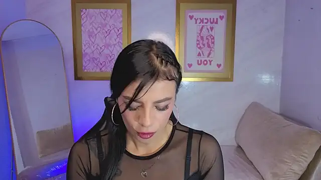 Melisa v online show from February 21, 2026, 8:21 pm