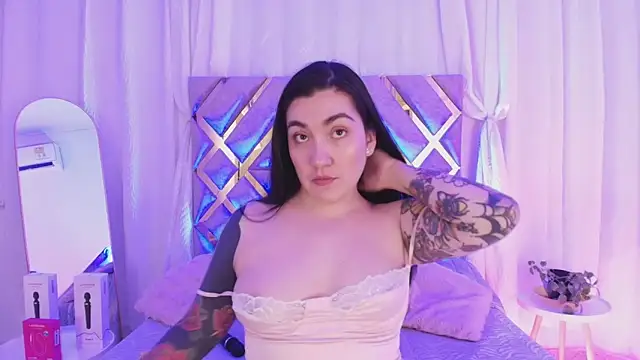 KathiaJenner online show from June 14, 2026, 11:12 am