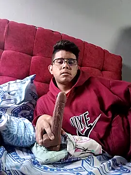 ClarkAndBruno online show from April 5, 2026, 10:40 pm