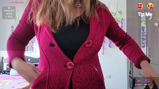 Snapshot of xxxMilexxx chatting on March 4, 2026, 12:33 pm xxxMilexxx online show from March 4, 2026, 12:33 pm