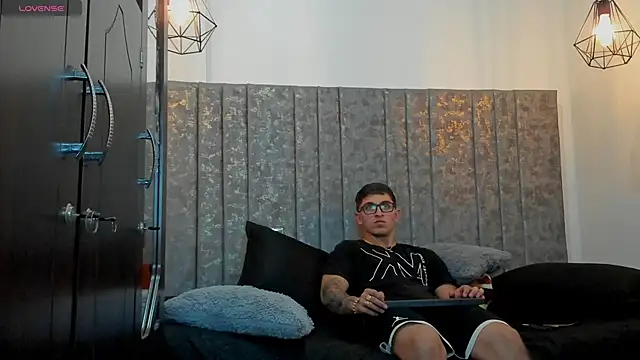 Calvin Hunter online show from March 20, 2026, 12:59 am