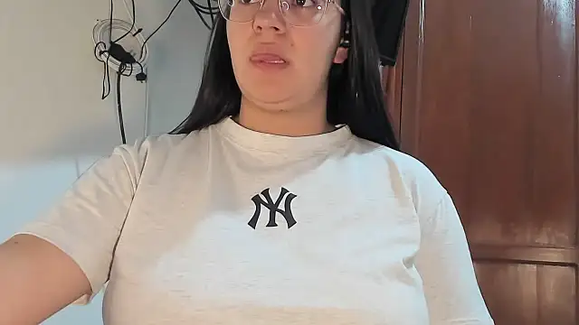 Danilui online show from March 19, 2026, 2:04 am