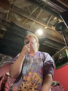 HazelFr33bird online show from October 12, 2025, 1:15 am