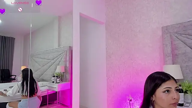 RousSweet- online show from February 11, 2026, 9:09 pm