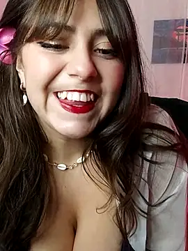 Selikayle  online show from May 4, 2026, 9:44 pm