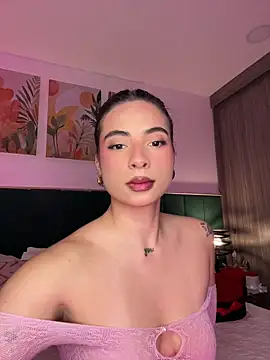 IrinaBlanc online show from July 16, 2026, 10:38 pm
