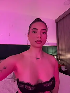 IrinaBlanc online show from July 20, 2026, 10:34 pm