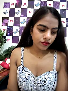 Alisha Babyy online show from July 17, 2026, 2:40 am