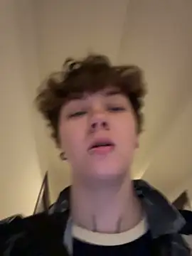 Snapshot of IceMur chatting on March 11, 2026, 2:39 am IceMur online show from March 11, 2026, 2:39 am