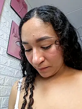 Dany Moon  online show from February 24, 2026, 3:26 am