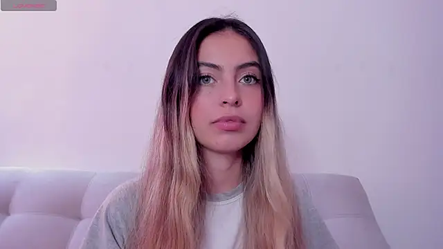 Fernanda aaaa online show from June 16, 2026, 3:36 pm