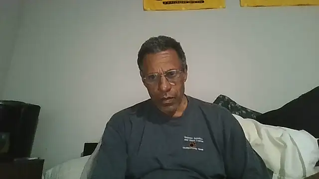 swimmer2496 online show from May 14, 2026, 2:29 am