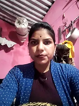 Radha hot online show from February 3, 2026, 4:12 pm